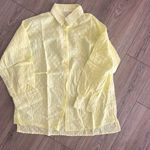 2 Piece Outfit Long Sleeve Top and Short Set - Picture 5 of 9